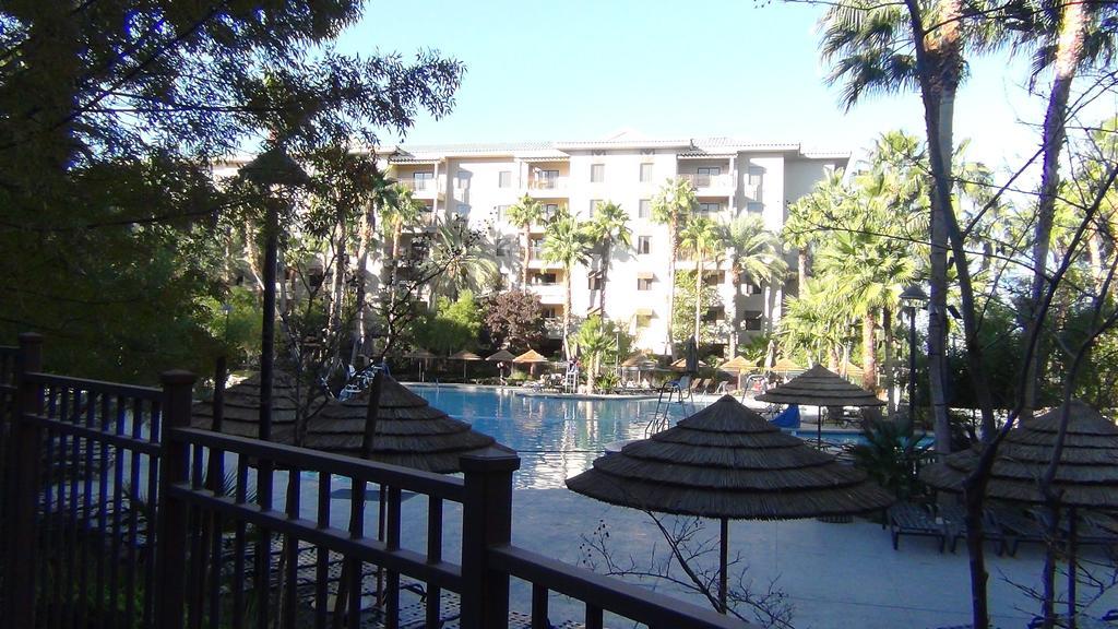 Suites At Tahiti Village Resort And Spa-No Resort Fee Las Vegas Zewnętrze zdjęcie