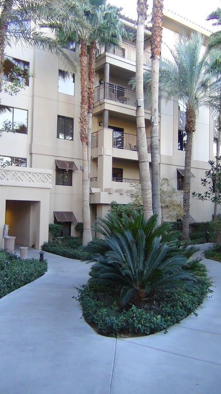 Suites At Tahiti Village Resort And Spa-No Resort Fee Las Vegas Zewnętrze zdjęcie